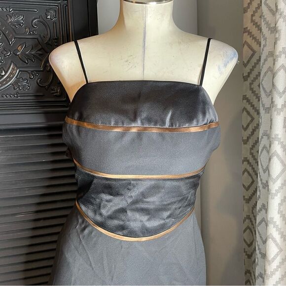 Suzanne Ermann Couture Black‎ Satin Gown Formal Dress 38 - Picture 3 of 11